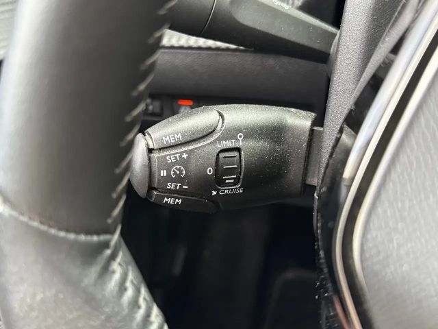 Peugeot E-208 Active Pack