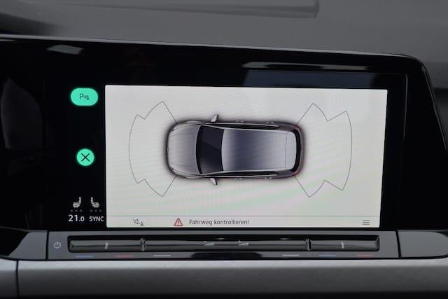 Volkswagen Golf Life