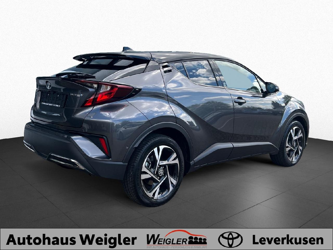 Toyota C-HR 5-deurs Bi-Tone Team D