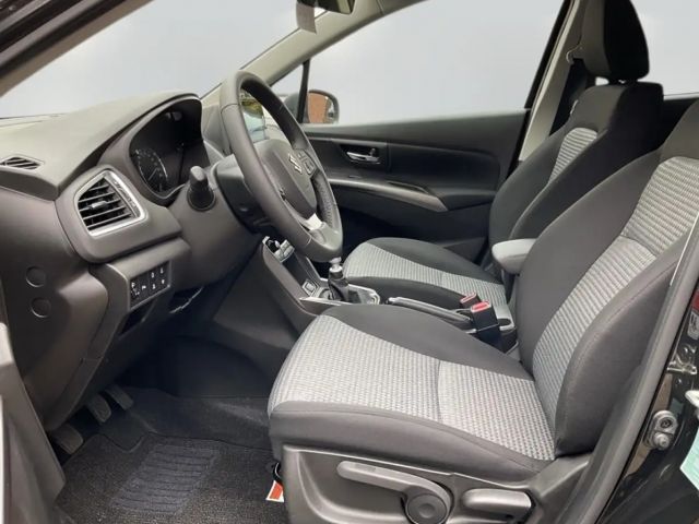 Suzuki S-Cross Hybrid