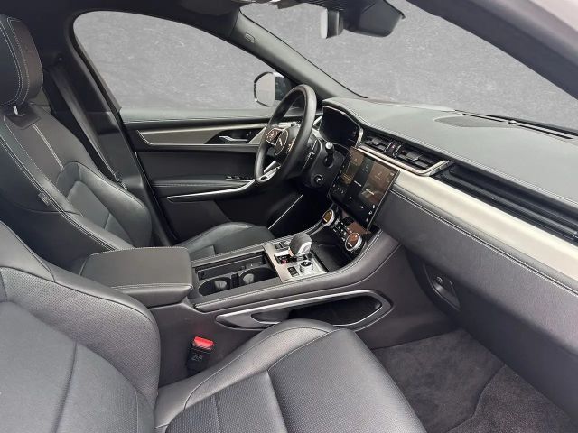 Jaguar F-Pace AWD D300 R-Dynamic