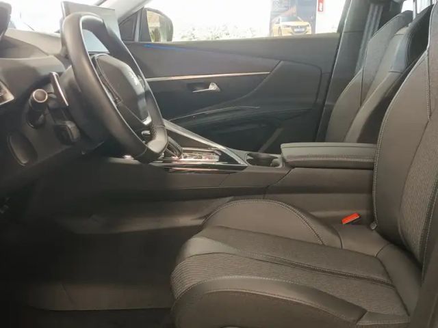 Peugeot 3008 Allure Pack EAT8
