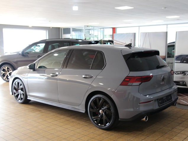 Volkswagen Golf 2.0 TSI