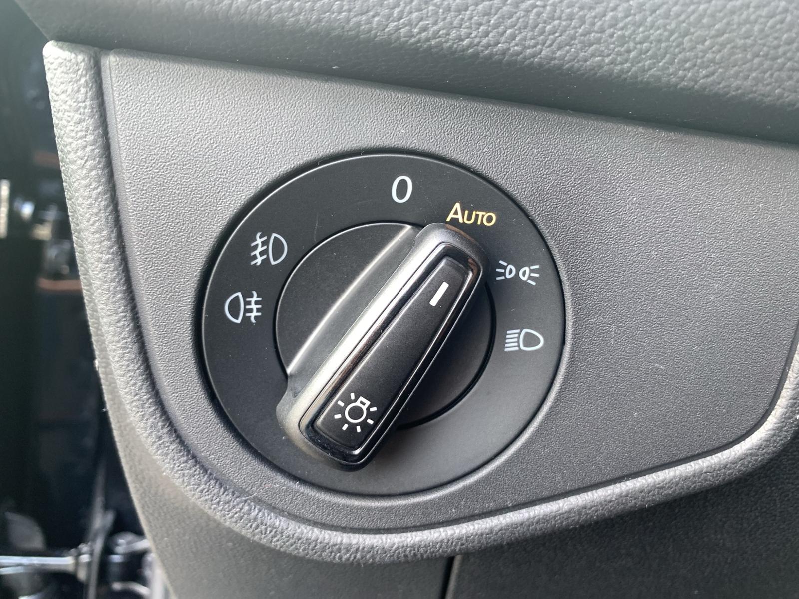 Volkswagen Taigo 1.0 TSI DSG R-Line