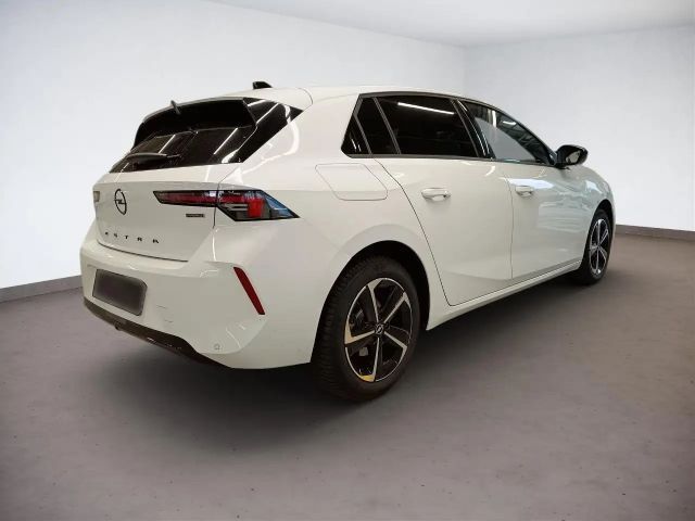 Opel Astra GS-Line Grand Sport