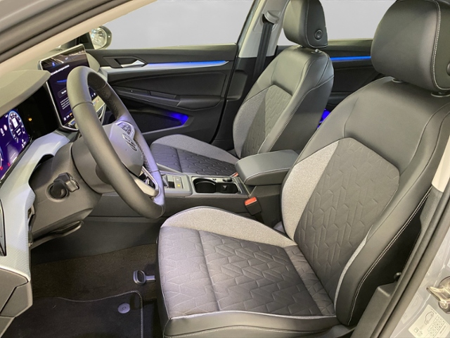 Volkswagen Golf 1.5 TSI Golf VIII