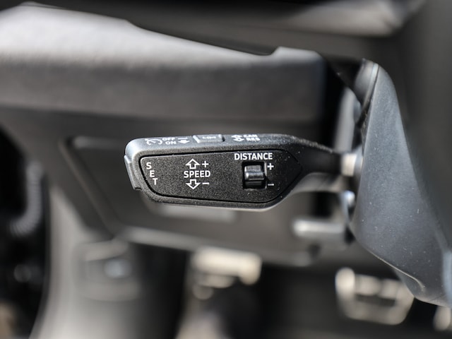 Audi A6 Avant Quattro S-Tronic