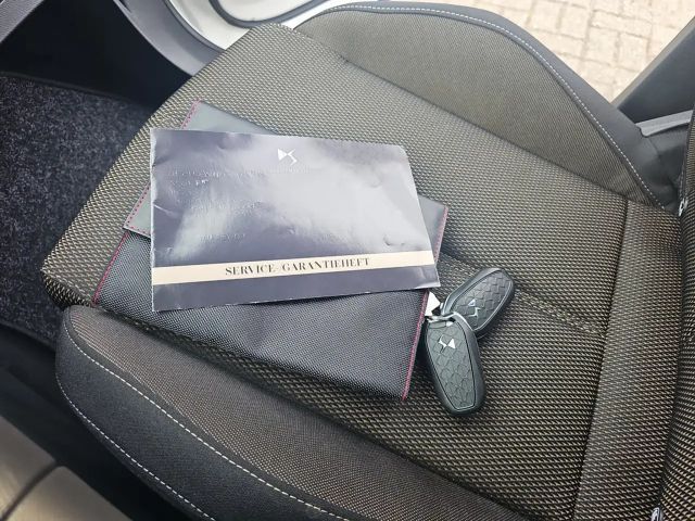 DS DS 7 Crossback E-Tense Mobiles