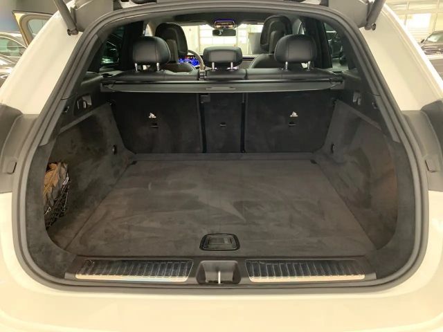 Mercedes-Benz EQE SUV 300 AMG Line