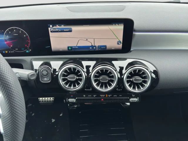 Mercedes-Benz A 180 Hatchback