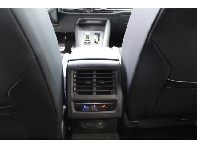 Volkswagen Golf 1.5 TSI DSG