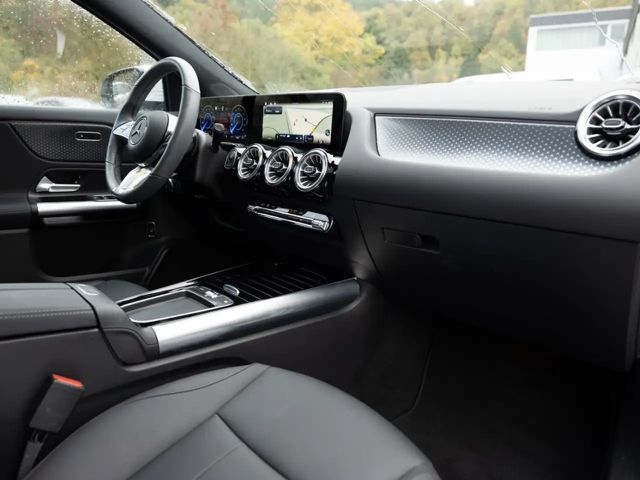 Mercedes-Benz EQA 350 4MATIC Progressive