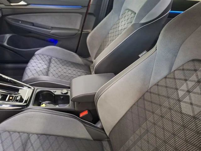 Volkswagen Golf 2.0 TSI DSG R-Line