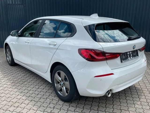 BMW 116 116i 5-deurs Sedan