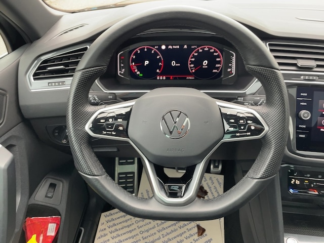 Volkswagen Tiguan 4Mot. AHK DCC LederMatrix Pano 360