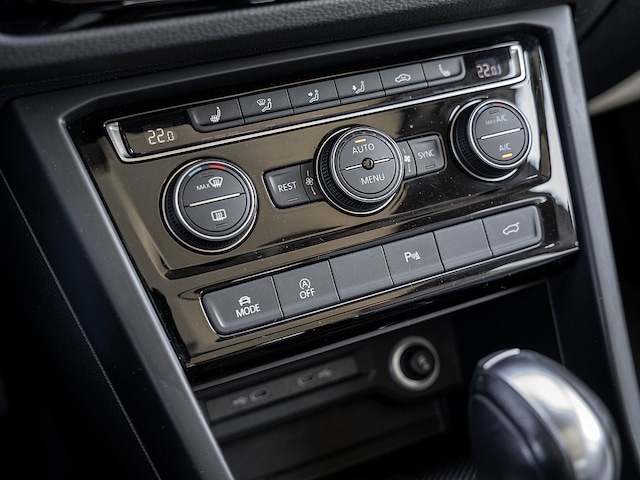 Volkswagen Touran Touran 1.5 TSI Highline DSG AHK ACC KAMERA PA