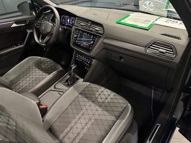 Volkswagen Tiguan IQ.Drive R-Line