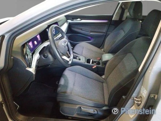 Volkswagen Golf 1.0 TSI Move Variant