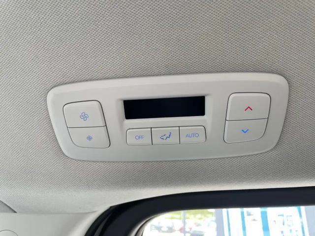 Hyundai Staria Trend