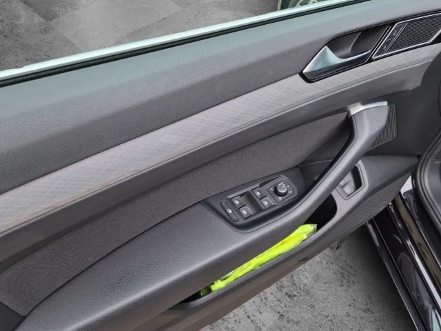 Volkswagen Passat GTE Variant