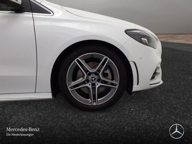 Mercedes-Benz B 250 AMG Line Sedan