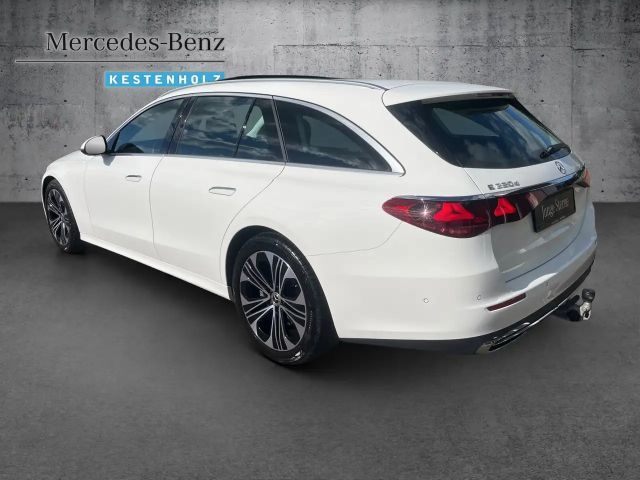 Mercedes-Benz E 220 AVANTGARDE E 220 d Estate