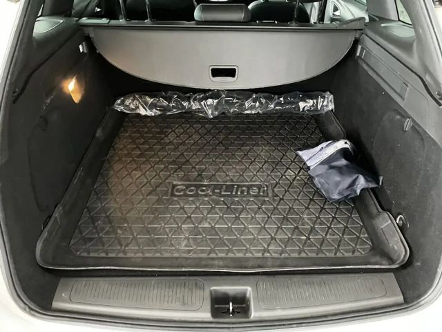 Opel Astra Edition Sports Tourer Turbo