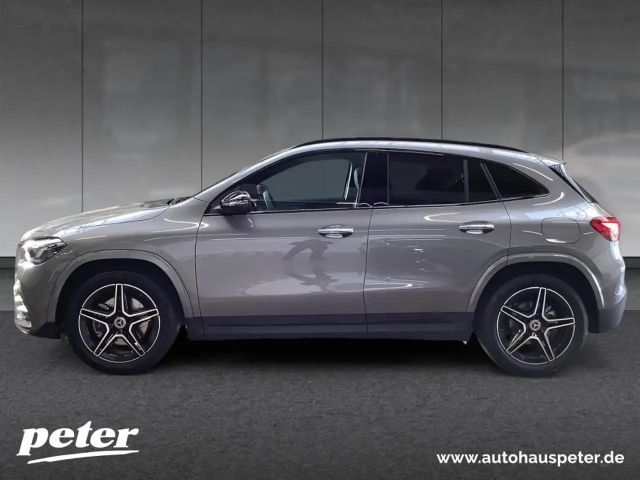 Mercedes-Benz GLA 200 AMG Line