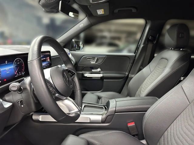 Mercedes-Benz GLB 220 4MATIC GLB 220 d