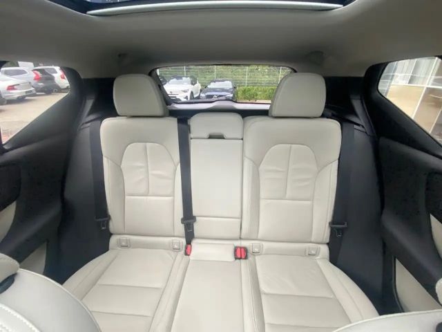 Volvo XC40 Dark Recharge T5 Ultimate