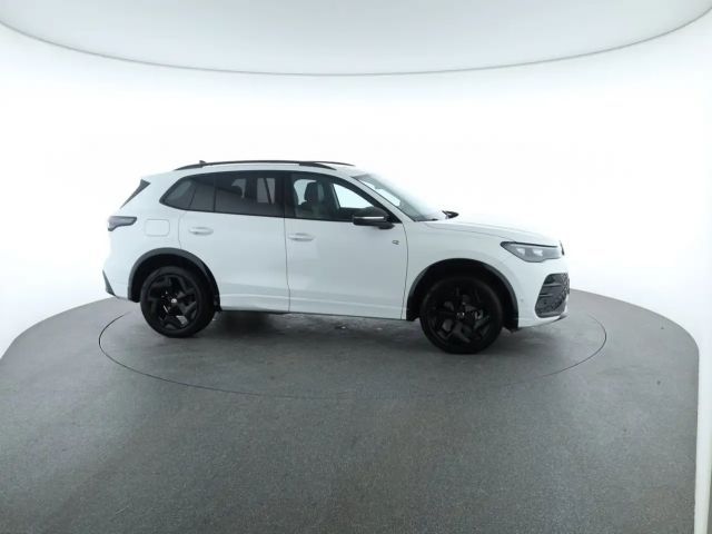 Volkswagen Tiguan 4Motion DSG R-Line