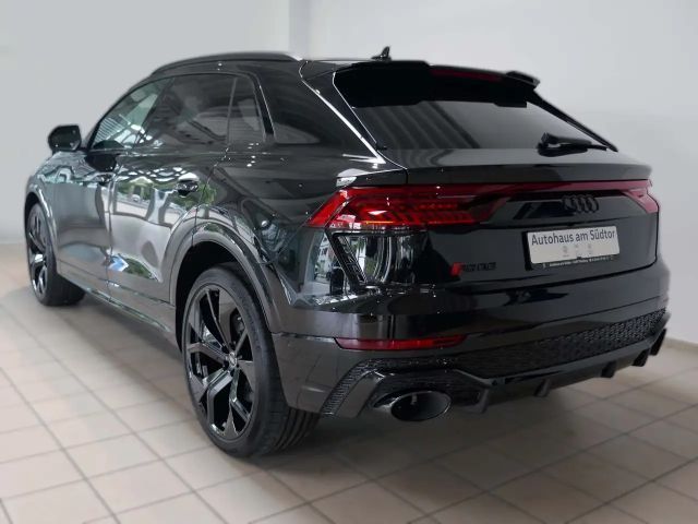 Audi RS Q8 Quattro