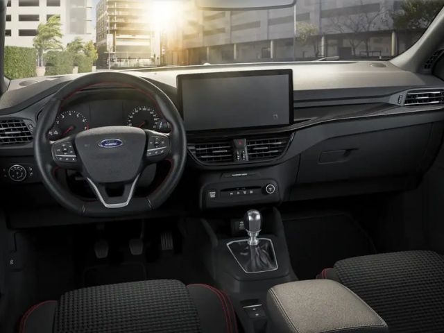 Ford Focus ST Line Wagon