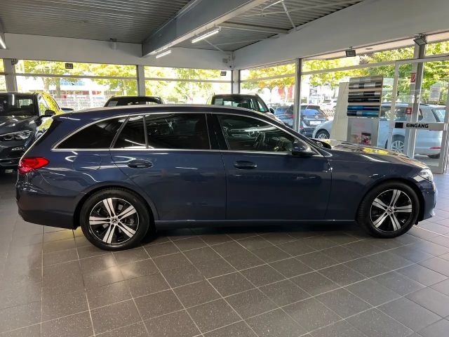 Mercedes-Benz C 220 AVANTGARDE Estate