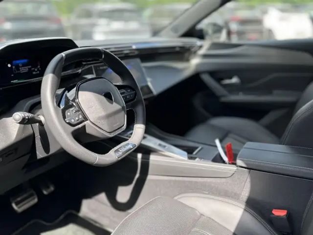 Peugeot 408 180 GT-Line Hybrid