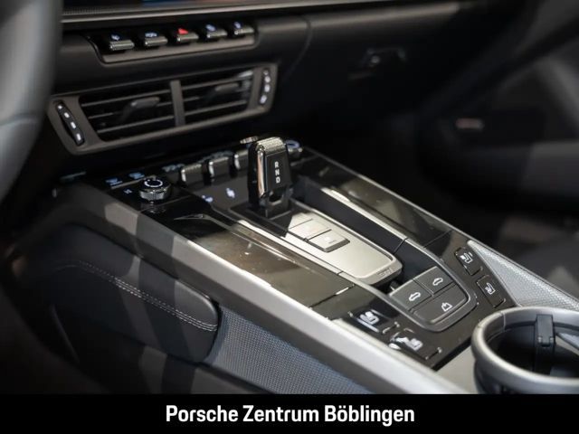 Porsche 992 Cabrio Carrera S