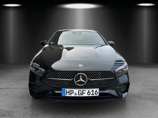 Mercedes-Benz A 200 AMG Line