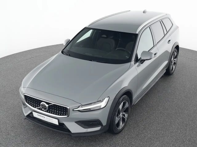 Volvo V60 AWD Plus
