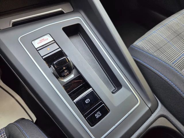 Volkswagen Golf GTE Plus eHybrid