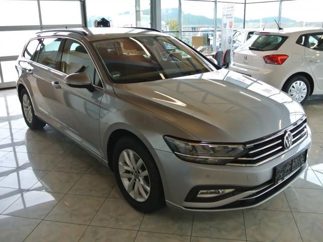 Volkswagen Passat Business DSG Variant