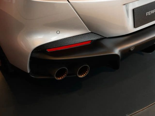 Ferrari Portofino M MagneRide*Nackenwärmer*Sitzbelüftung