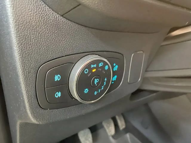 Ford Puma EcoBoost Titanium