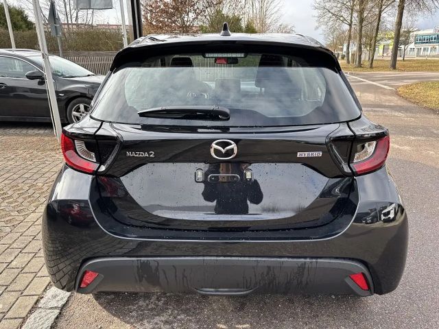 Mazda 2 Hybrid 1.5L VVT-i 116 e-CVT CENTERLINE Kamera