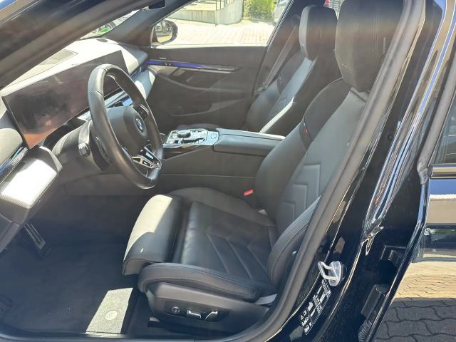 BMW 520 520d M-Sport xDrive