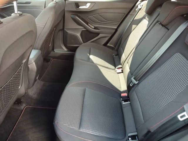 Ford Focus EcoBoost ST Line Wagon