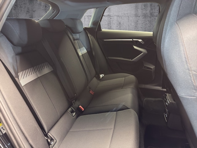 Audi A3 35 TFSI S-Line S-Tronic Sportback