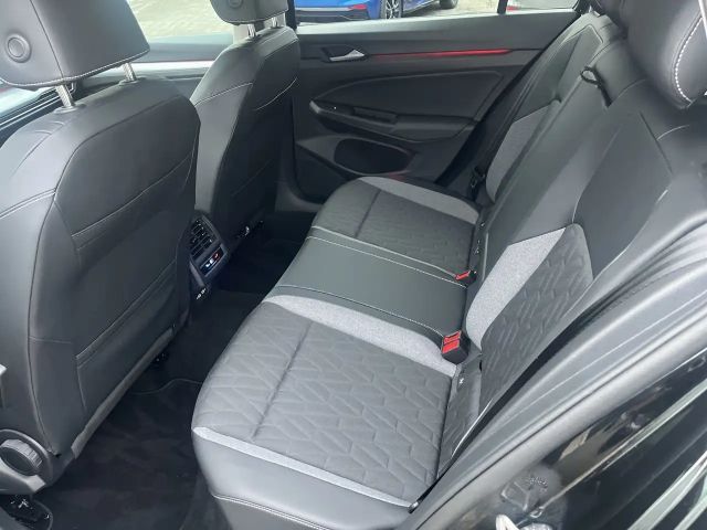 Volkswagen Golf 1.5 eTSI DSG Golf VIII Variant