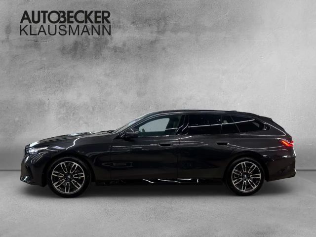 BMW 520 520d M-Sport Touring xDrive