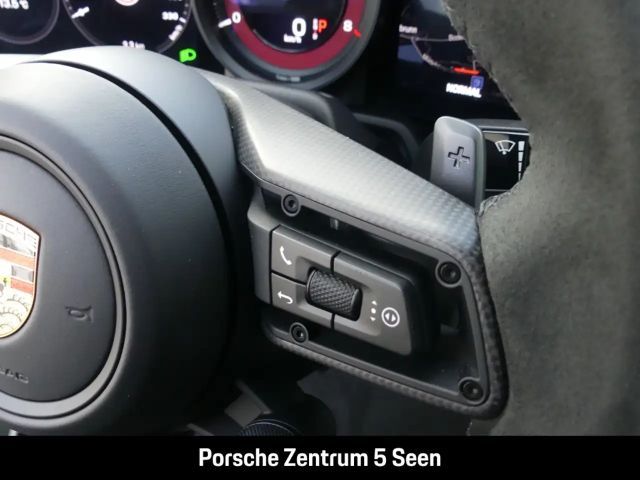 Porsche 992 4 Coupé GTS Targa