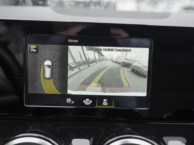 Mercedes-Benz B 250 AMG Line B 250 e